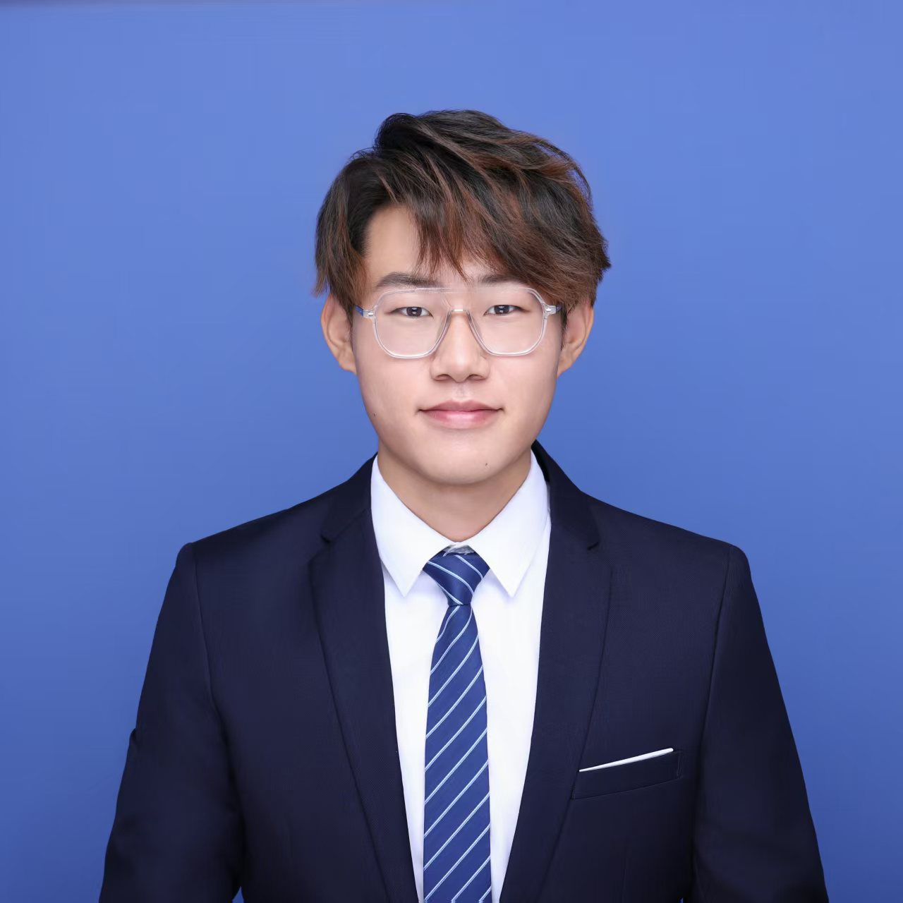 Li ZhuoJun(李卓君)